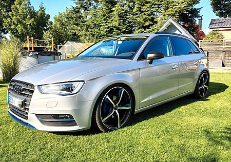 Audi A3 1.6 TDI S tronic Ambition Sportback Ambition