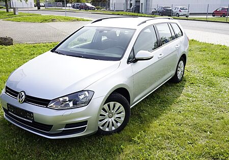 VW Golf Volkswagen VII*1.6 TDI*Trendline*4Motion*R-Kam*Temp*