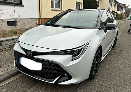 Toyota Corolla Touring Sports 2.0 Hybrid GR Sport