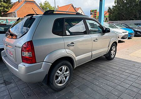 Hyundai Tucson 2.0 2WD VOLLLEDER SITZHEIZUNG