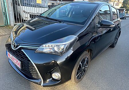 Toyota Yaris Lounge*Navi*LEDER*EURO6*HU&AU*ALLWET/GARAN