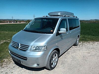 Volkswagen T5 Multivan Highline 2,5 TDI Concert