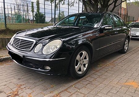 Mercedes-Benz E 220 CDI/ Avantgarde/ Automatik/Xenon