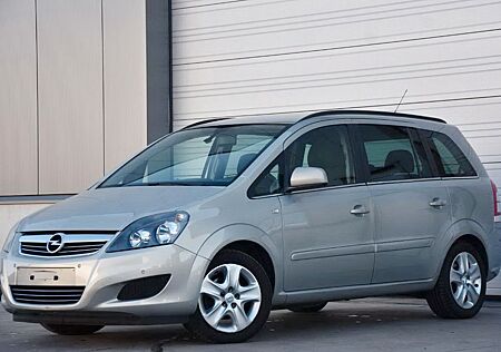 Opel Zafira 1.8 Family + 7 Sitze