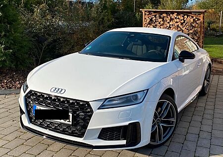 Audi TT 40 TFSI S tronic Coupe -