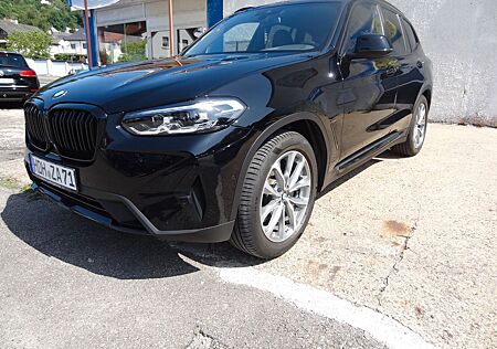 BMW X3 xDrive 20d/Virtual/1.Hd/Kamera/Leder/Navi/