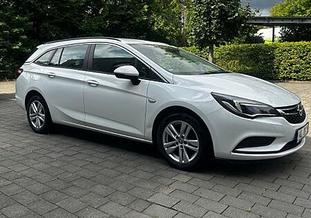 Opel Astra ST 1.6 CDTI 81kW Navi AHK PDC