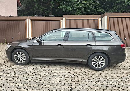 VW Passat Variant Volkswagen Comfortline HU neu! 1. Hand