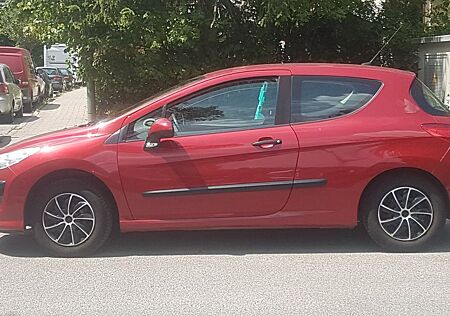 Peugeot 308 Filou 95 VTi Filou TÜV/ASU NEU