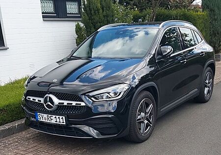 Mercedes-Benz GLA 200 AMG 360 Kammera ,Standheizung LED TOTW