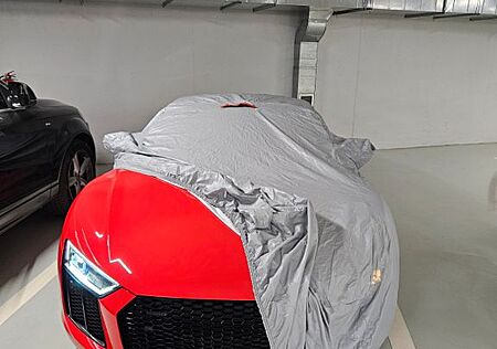 Audi R8 5.2 FSI plus S tronic quattro -