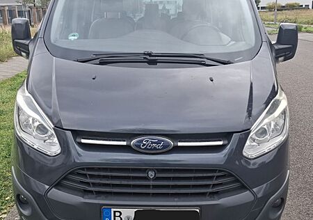 Ford Tourneo Custom Titanium 2.2 Tdci 155P L1H1