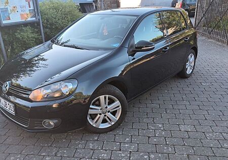 VW Golf Volkswagen 1.2 TSI 63 kW Style Style