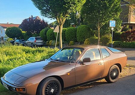 Porsche 924 Targa