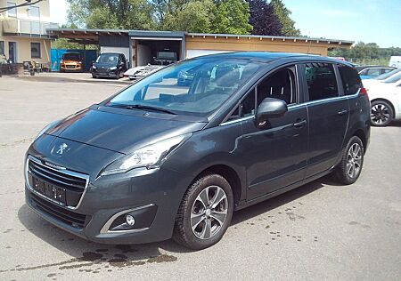 Peugeot 5008 Business-Line Blue HDI Panorama/Navi/AHK