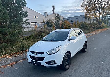 Hyundai ix35 1.6 Navigationssystem PDC Alu Top