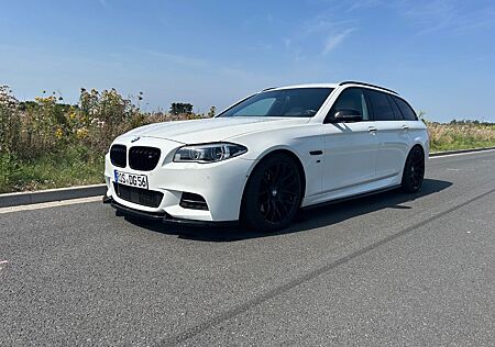 BMW 530d xDrive Touring A -