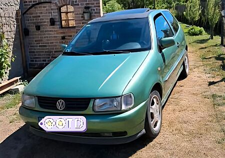 VW Polo Volkswagen 1.4 44kW Auto Highline Highline