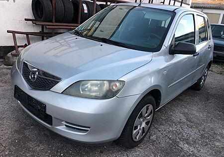 Mazda 2 Lim. 1.4 Active Automatik 5 Türe Tüv 02/2026