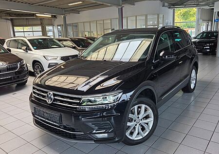 VW Tiguan Volkswagen Highline4X4-2.0TDI-AUT+LED+LEDER+KAM+NAVI