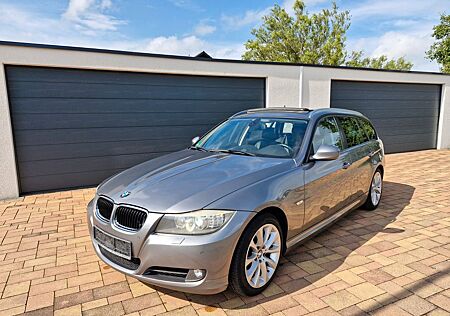 BMW 320i Touring ,Leder,Navi,Xenon,Pano,Automatik