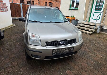 Ford Fusion 1,4 16V Tüv bis 8.27