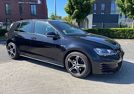 VW Golf Volkswagen GTD 2.0 TDI BMT