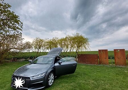 Audi TT Coupe 2.0 TDI S tronic quattro -