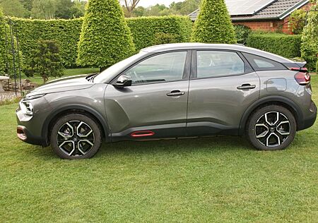 Citroën E-C4 ë-C4 136 C-Series