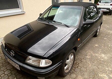 Opel Astra 1.6 Cabrio Bertone Edition Bertone Edition