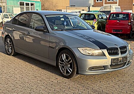 BMW 318i -
