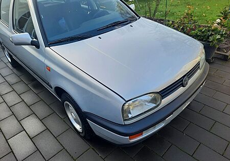 VW Golf Volkswagen 1.8 GL GL