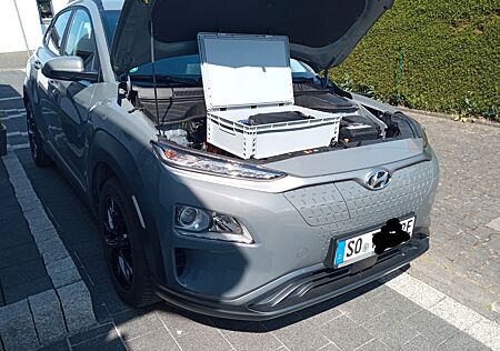 Hyundai Kona 136 PS, Keramik,Rial, 2 Jahre Garantie