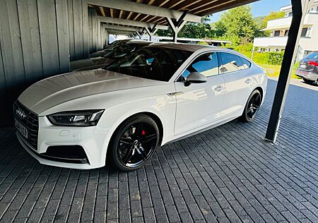 Audi A5 2.0 TFSI S line, Matrix LED, AHK, Virtuell