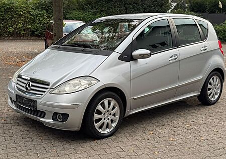 Mercedes-Benz A 200 gebraucht kaufen Mercedes-Benz A 200 CDI ELEGANCE*AUTOM*KLIMA*AHK*TOP ANGEBOT*