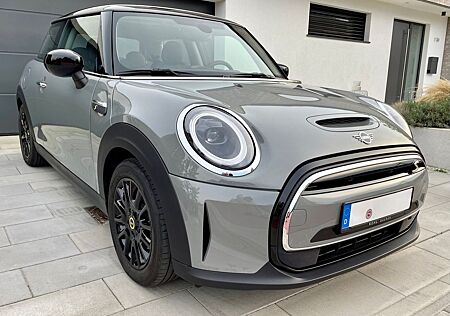 Mini Cooper SE Classic Trim*Navi*LED*CarPlay*GARANTIE