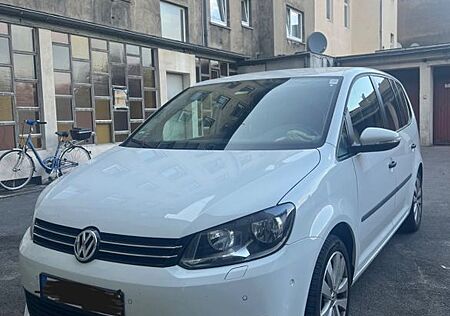 VW Touran Volkswagen 1.6 2015, 7 SITZER