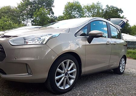 Ford B-Max 1,0 EcoBoost 103kW S/S Titanium Titanium