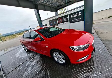 Opel Insignia 1.6 Diesel 100kW Edition Grand Spor...