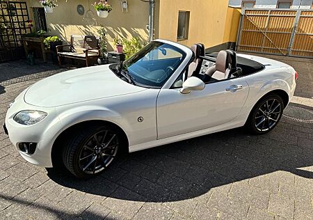Mazda MX-5 Schick & Sportlich - - Sonderedition Hamaki