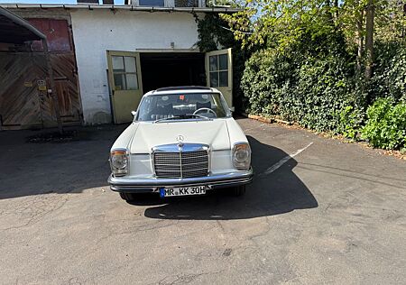 Mercedes-Benz 280