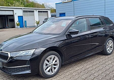 Skoda Octavia Selection Plus-Navi-Leder-Kamera-Facelif