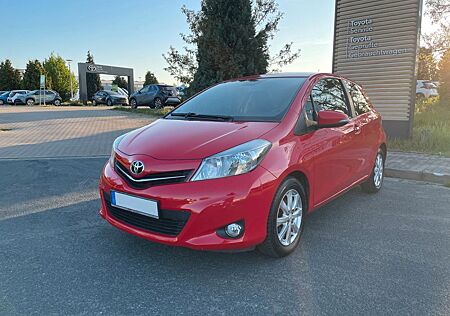 Toyota Yaris 1,33-l-Dual-VVT-i Life / Standheiz./KAMERA