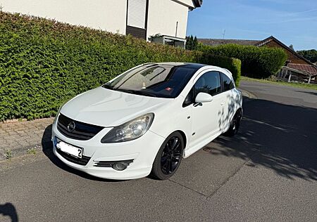 Opel Corsa 1.4 Color Edition 74kW Color Edition