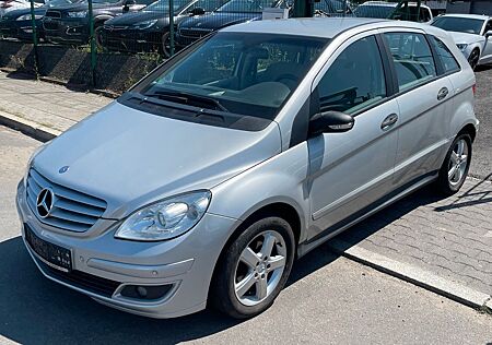 Mercedes-Benz B 170 Special Edition+NAVI+AUTOMATIK*TüV NEU