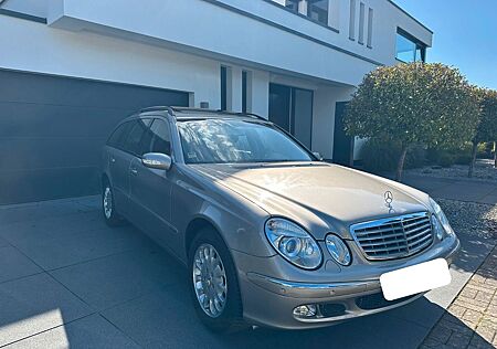 Mercedes-Benz E 200 Kombi Automatic 65000KM