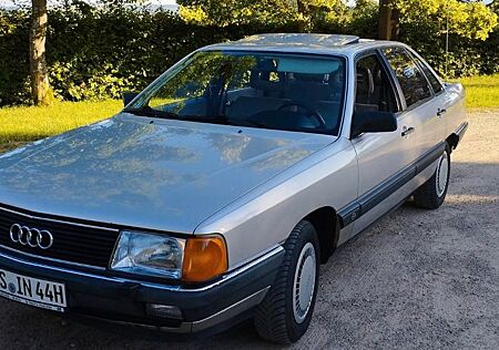 Audi 100 CD mit H Zulassung