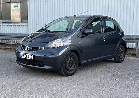Toyota Aygo (X) AYGO Klima Tüv 11/27