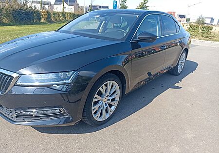 Skoda Superb 2.0 TSI 140kW DSG STYLE STYLE