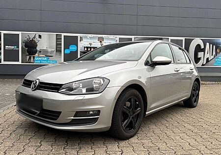 VW Golf Volkswagen 1.2 TSI BMT/Navi/Klimaauto/Tempomat/PDC